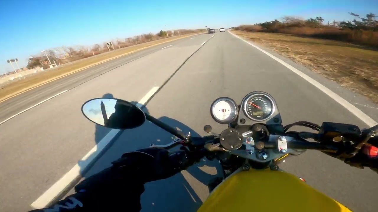 Suzuki SV650 Enjoying the highway ride | pure engine sound