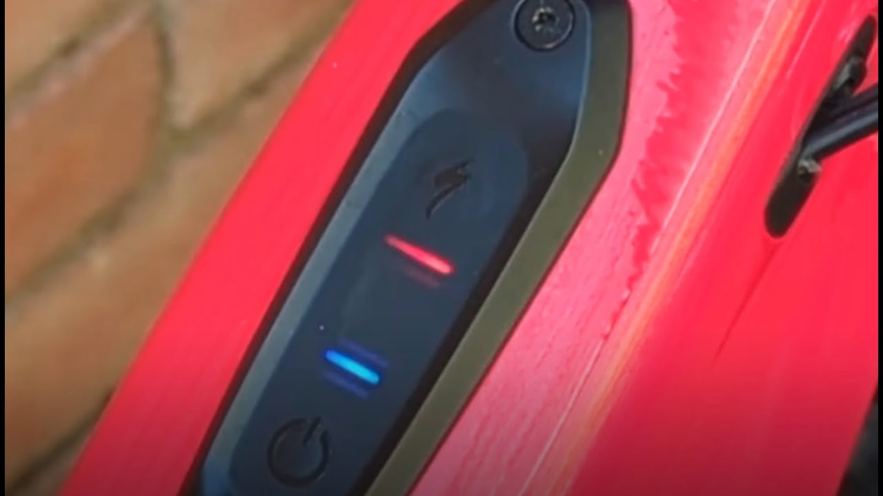 Specialized Levo Flashing Red and Blue LEDs?  2020 Turbo Levo TCU Battery Replacement. FIXED Easily!