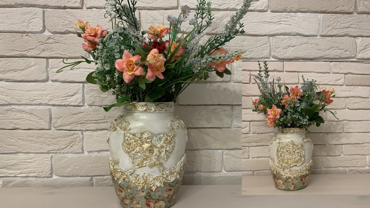 Ваза в стиле  Шебби-шик из обычной стеклянной банки. A Shabby-chic vase made of a glass jar.