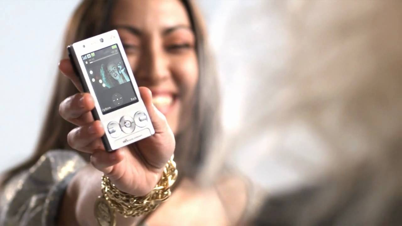 Sony Ericsson W705 [HD]