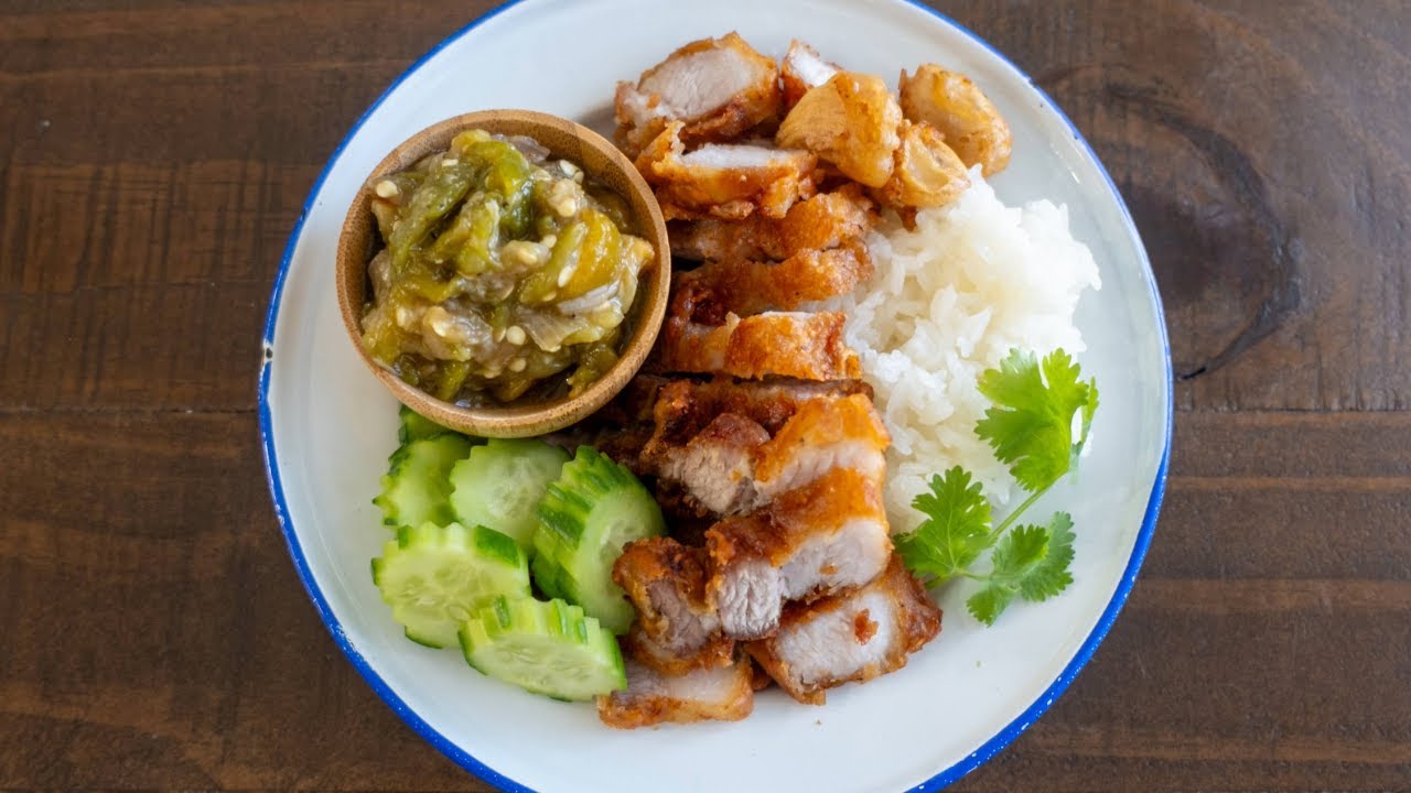 Roasted Hatch Chili Dip with Crispy Pork Belly ♥ น้ำพริกหนุ่ม ♥ (Nam Prik Noom) - Episode 299