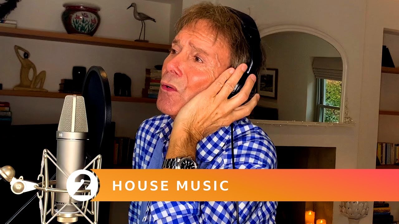 Radio 2 House Music - Sir Cliff Richard with the BBC Concert Orchestra - Falling For You