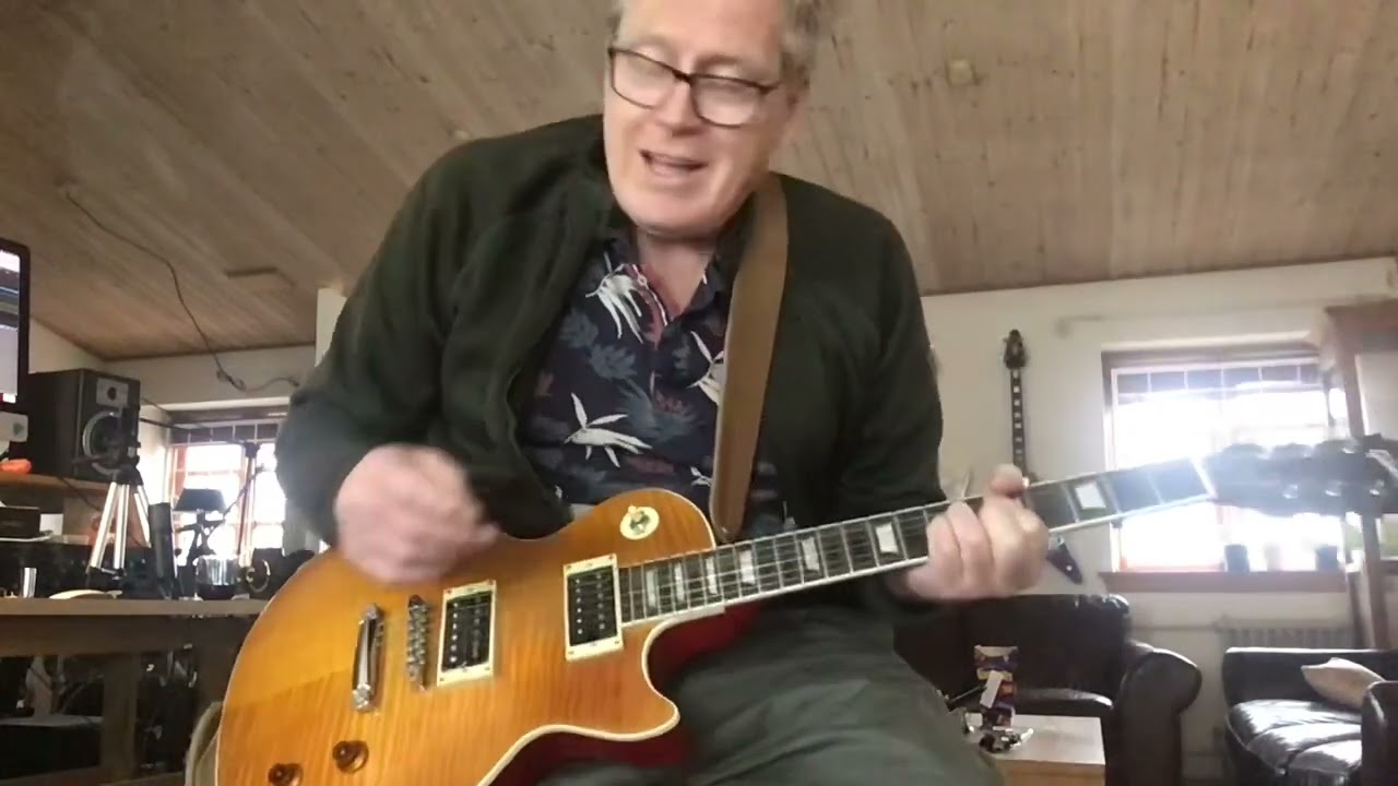 Greeny, Kirk Hammet, Gary Moore guitar for everyone  :)