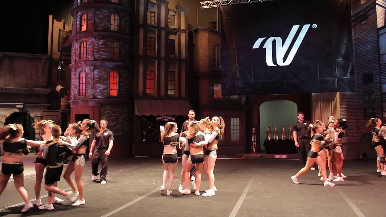 ECC 2016 Monstercheer Juniors im Moviepark