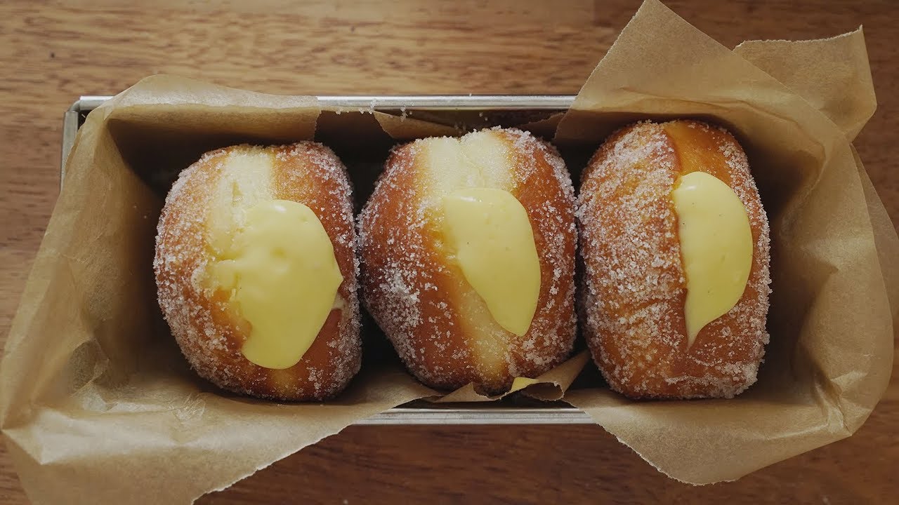 노오븐! 커스타드크림 듬뿍 도넛 : Vanilla custard cream filled doughnut | Honeykki 꿀키