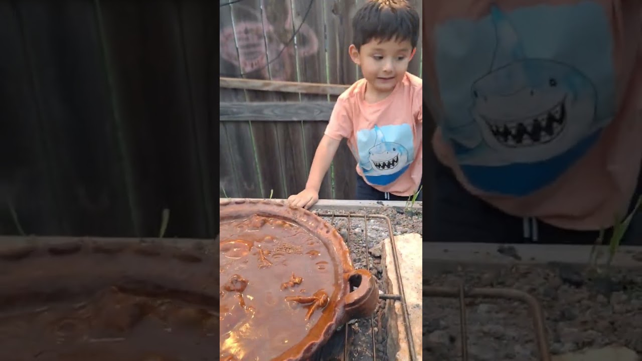 Cena de mole de pollo  puedes subscribete darle me gusta 👍 