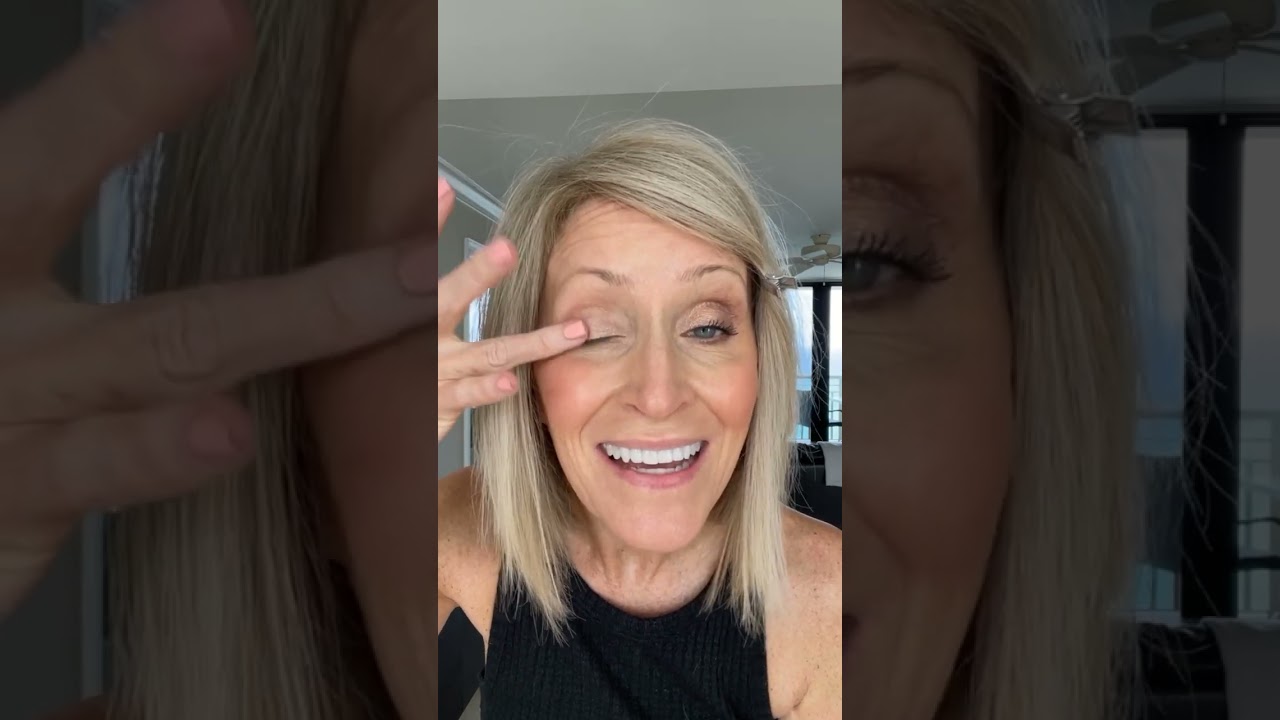 How easy it is to take Seint makeup on vacation with you and apply