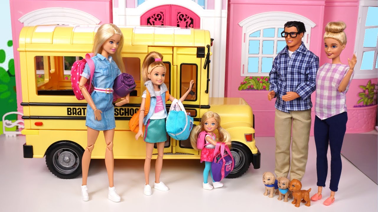 Barbie Dreamhouse Adventures Family  Packing for Summer Camp - Titi Toys