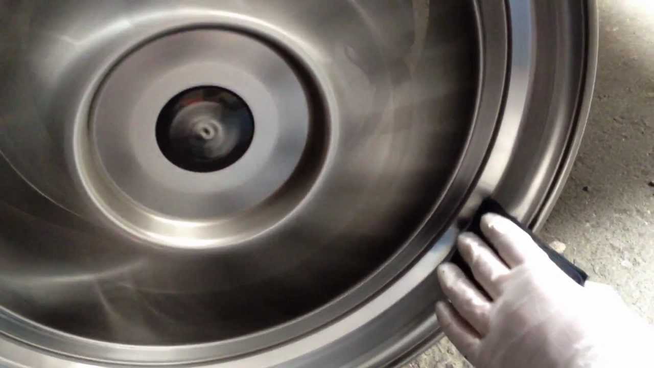 BBS Alloy Polishing On Car