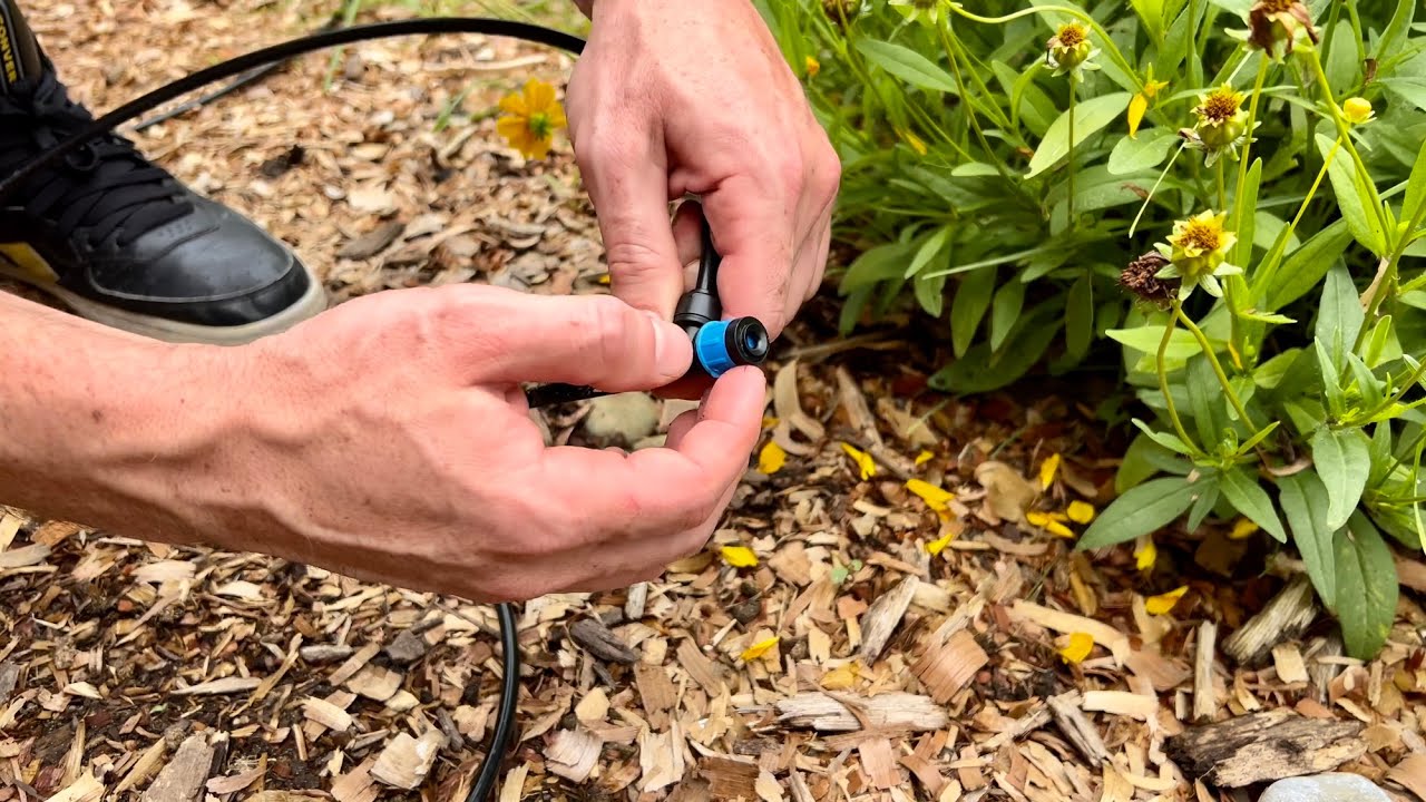 Drip Irrigation System with Quick Connector Complete Watering System  1/4'' Tubing, Drip Emitters