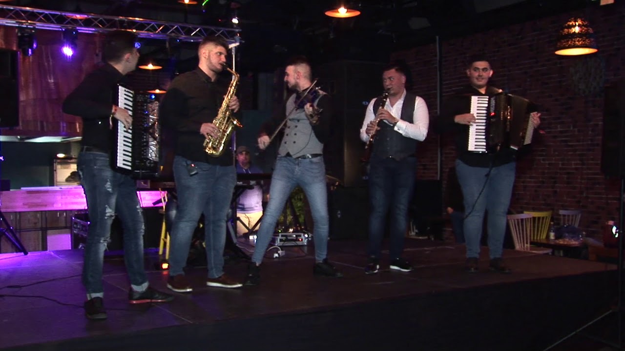 Orchestra Modern - Hora Craiova Maxima (cover  Extraterestrii)