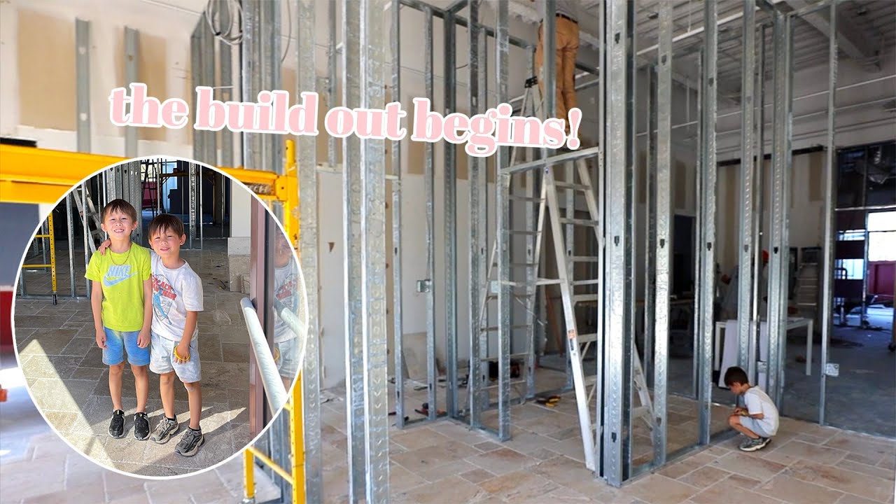 наши дети видят новый ресторан ВПЕРВЫЕ!