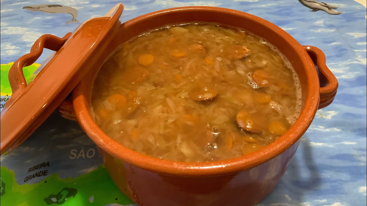 Sopa de Repolho com Feijão Vermelho e Chouriço como minha Mãe fazia …delicia