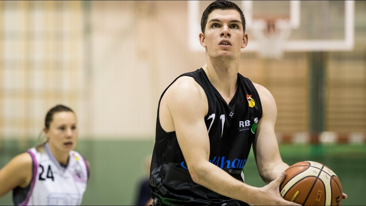Florian Mach | Interview | Rollt.TV