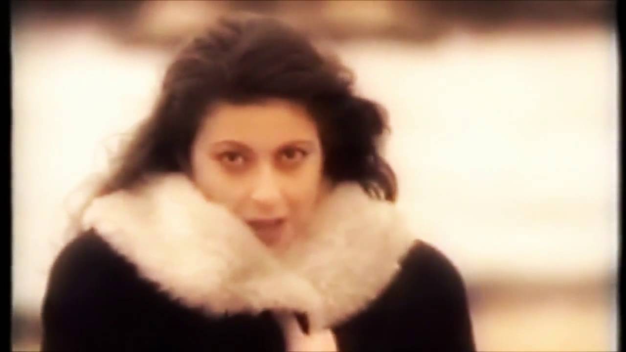 ΑΝΤΖΕΛΑ ΔΗΜΗΤΡΙΟΥ - ΑΥΤΑ ΤΑ ΜΑΤΙΑ (Official Video Clip)