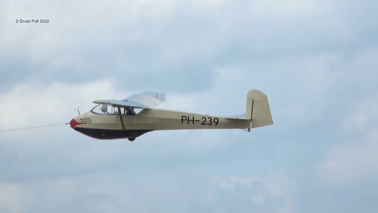 Schleicher Ka-4 Rhonlerche II PH-239 (Misch Masch) Vintage Glider Teuge Airport 12 Juni 2022
