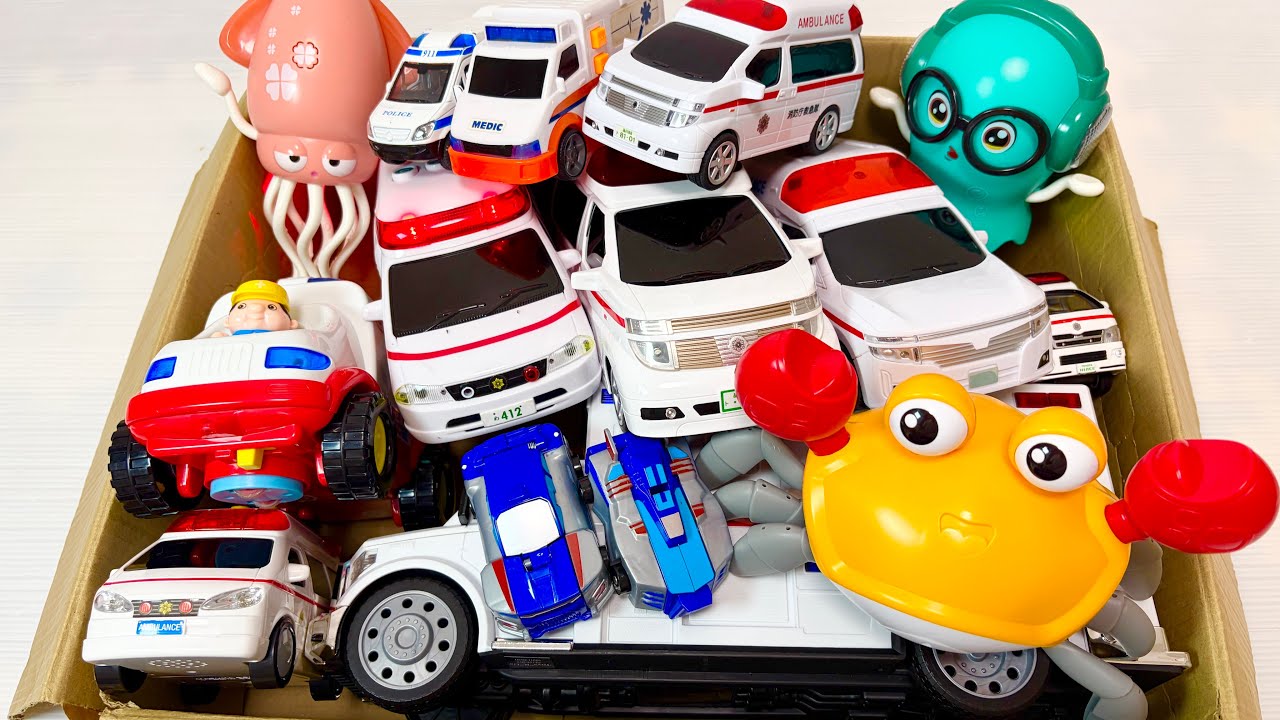 オモシロおもちゃと救急車が走って落ちる！坂道緊急走行テスト！サウンドありFunny Toys and Ambulances Run and Fall! Driving Test！
