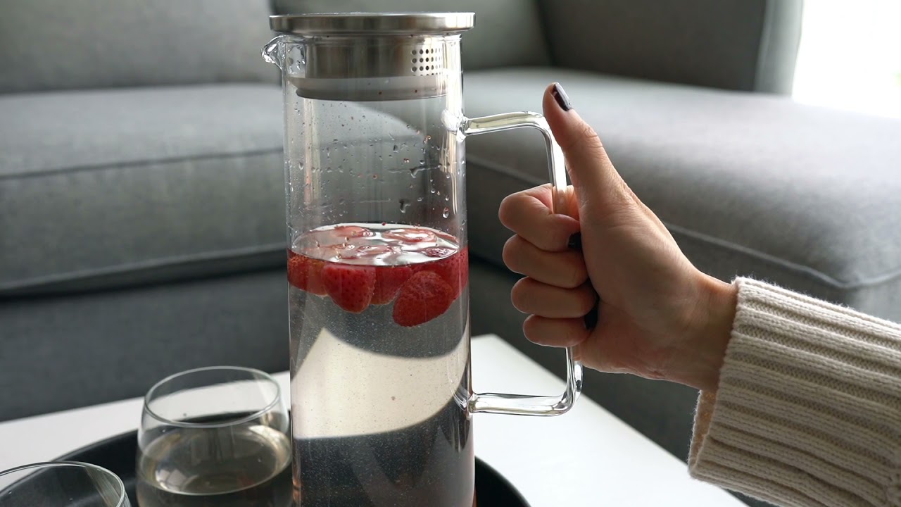 Grosche Bali Water Infuser Pitcher / Pichet Grosche &laquo;&nbsp;Bali&nbsp;&raquo; pour eaux aromatis&eacute;es
