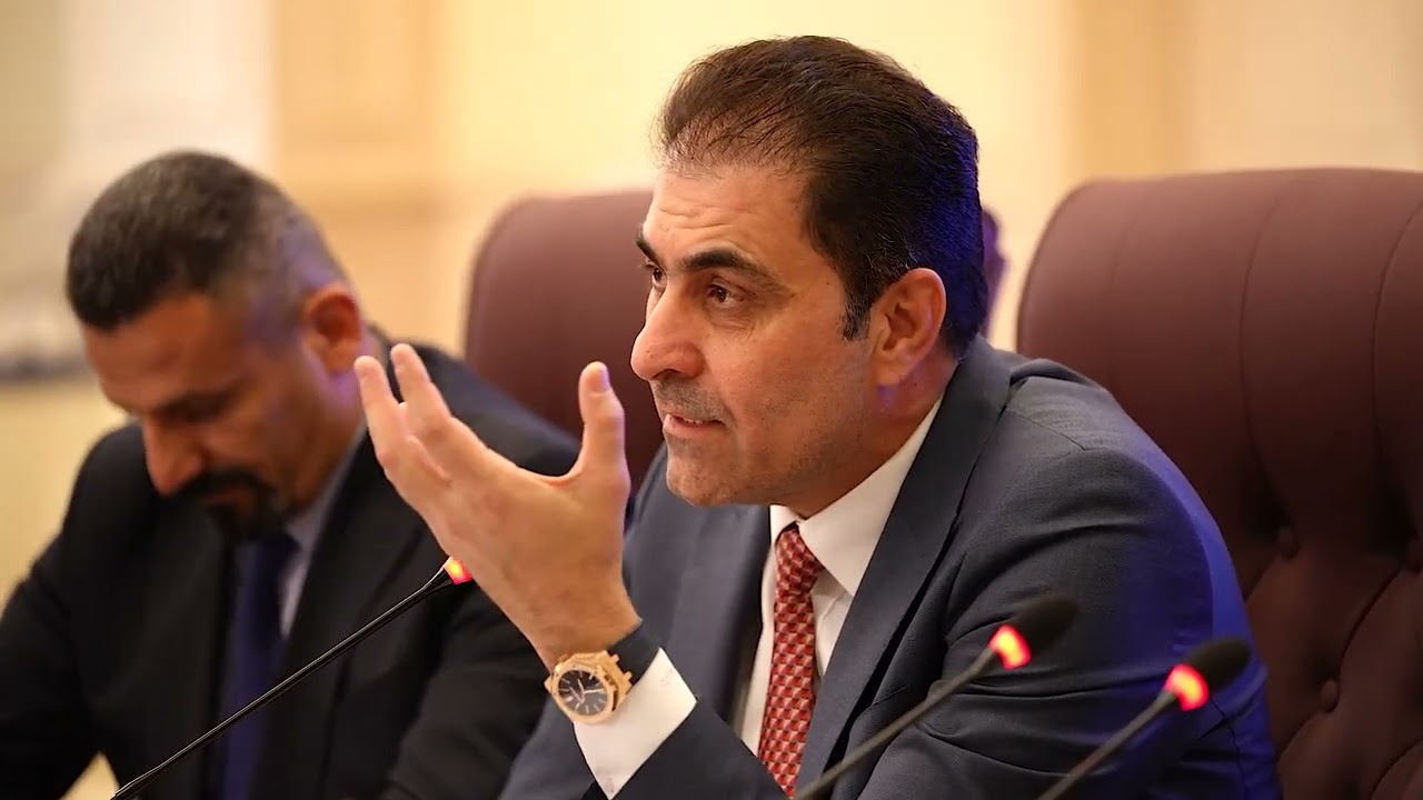 المندلاوي يترأس اجتماعاً للمالية النيابية بحضور المحافظين ويوجه اللجان بمتابعة تنفيذ المشاريع