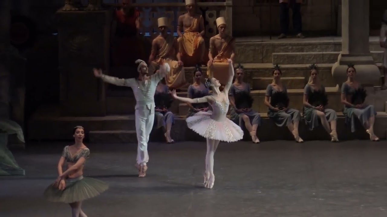 Yaroslavna Kuprina ( debut) in ballet Bayadere