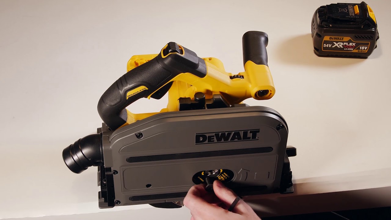DEWALT&reg; HOW TO CHANGE A BLADE ON A DEWALT 54V XR FLEXVOLT PLUNGE SAW?