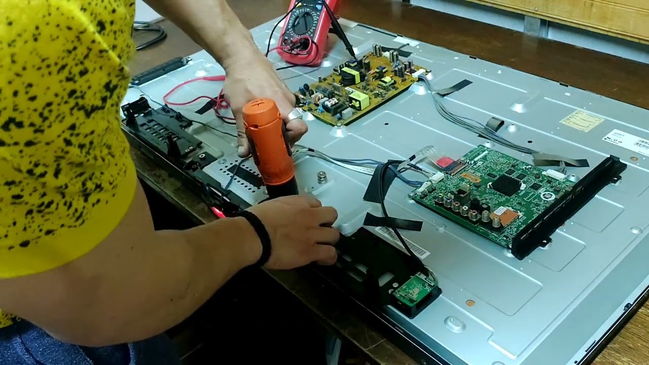 REPARACIÓN DE TELEVISOR LG MODELO 47LA6200 PARPADEA Y SE VA A NEGRO PASO A PASO COMPLETA REPARACIÓN