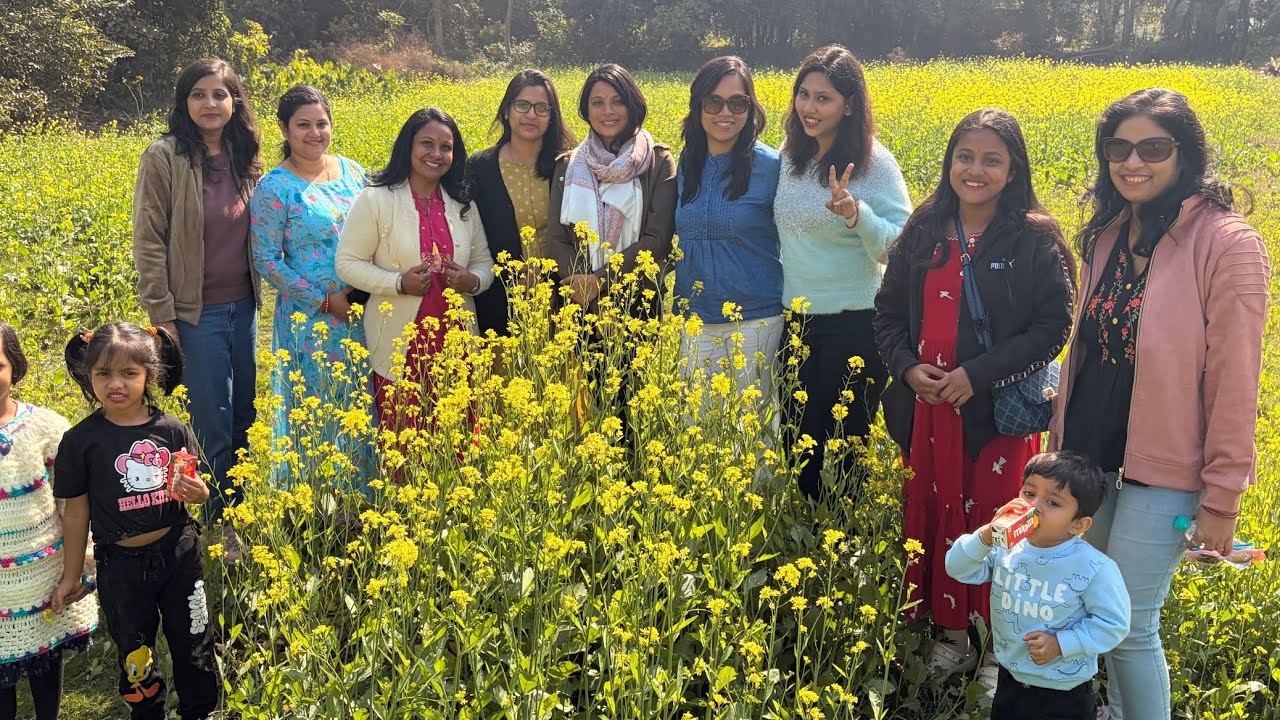 Picnic day vibes with friends Food, fun, and friendship #picnicday #picnicwithfriends #picnicvlog 