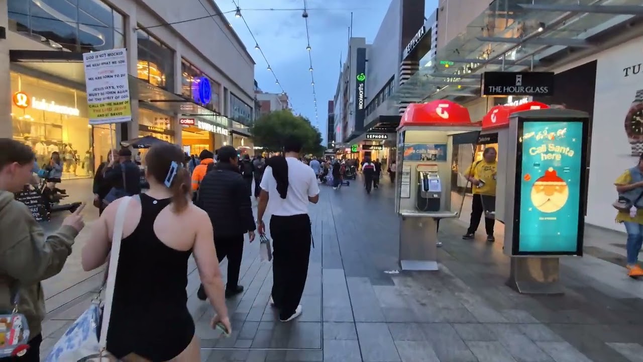 Walking Around in Adelaide - 3 | Rundle Mall | Adelaide's most visited place | Black Friday Rush