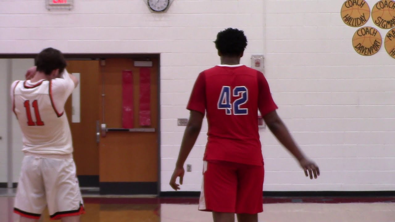 Cli'Ron Hornbeak Leads St. Francis To Win In Holiday Shootout