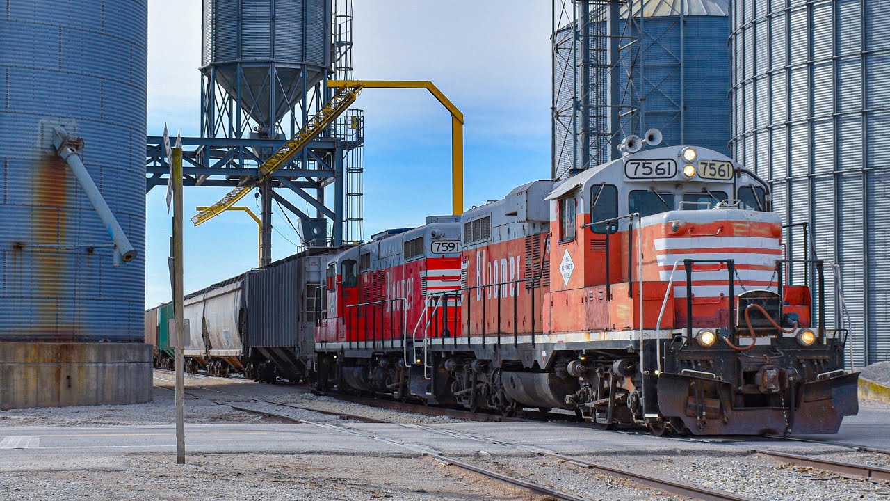 RARE Bloomer Railroad Action in Central, Illinois!