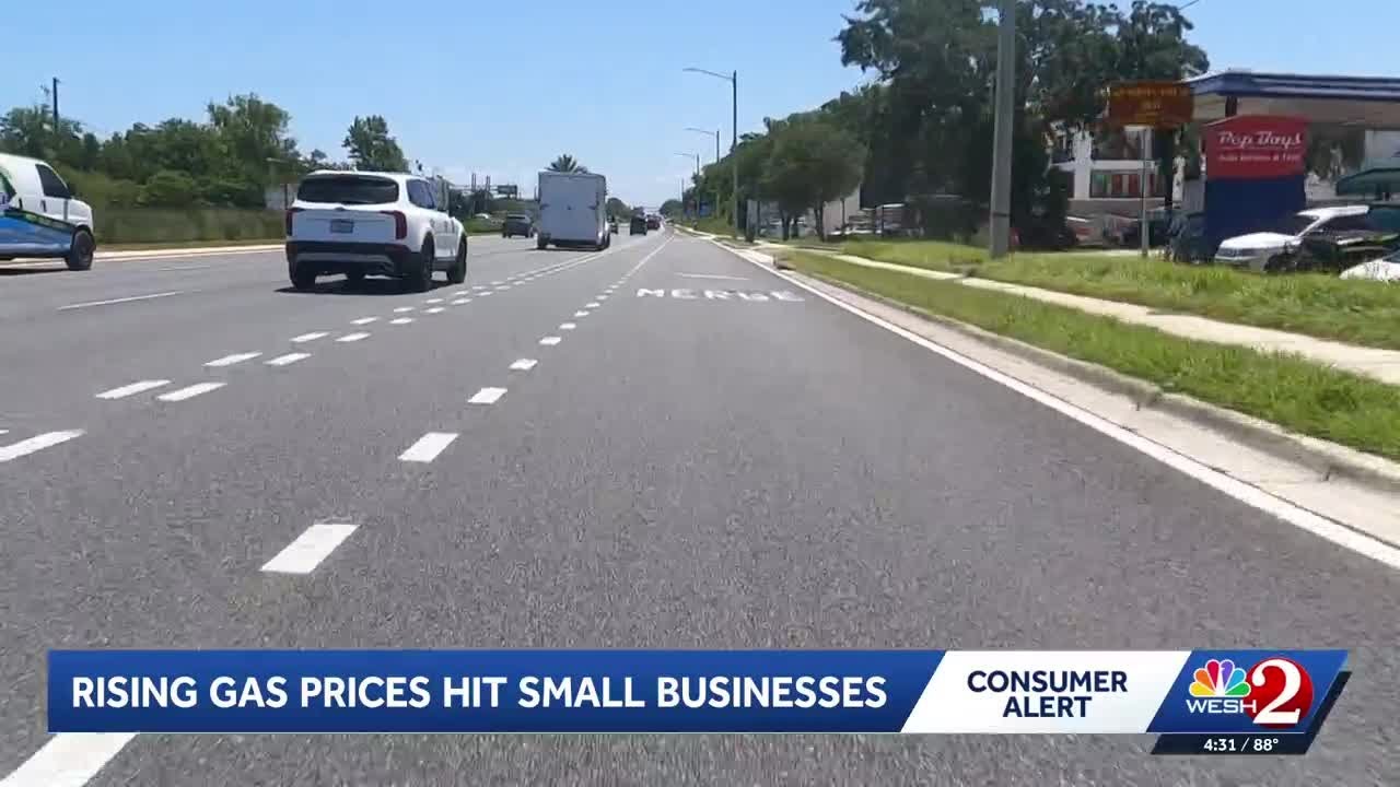 Повышение цен на бензин приводит к росту затрат для местных предприятий.