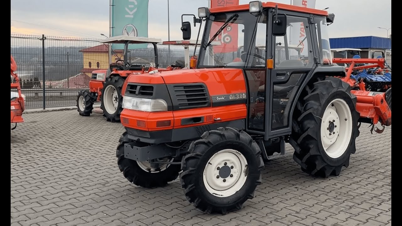 Міні-трактор Kubota GL-300 з кабіною: Огляд на японський міні трактор від Totus Traktor