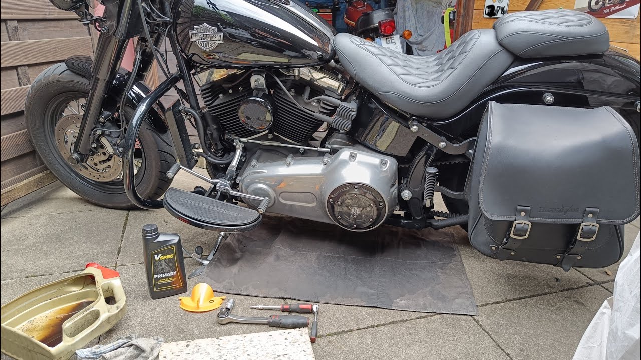 Primärölwechsel HD Softail Slim FLS 103 TwinCam