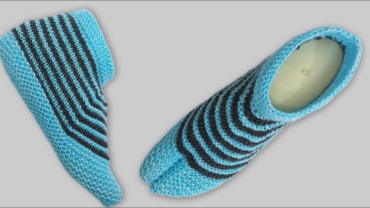 Knitting Thumb Socks , Shoes
