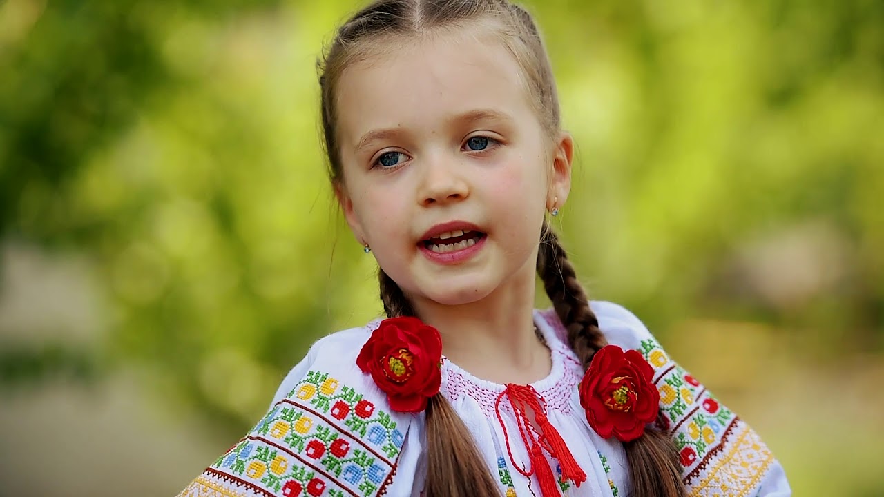 Dragostina Hanganu - In ie si-n opincuta (2018)