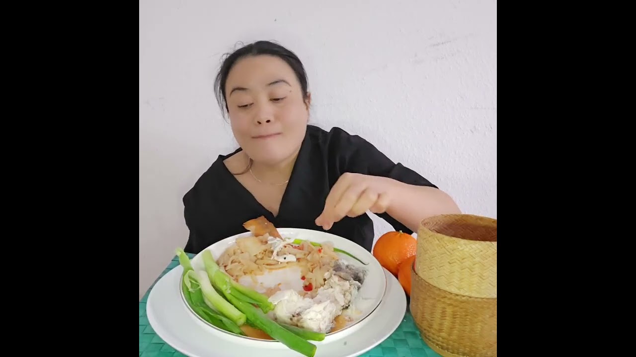 ตำหน่อไม้ส้ม