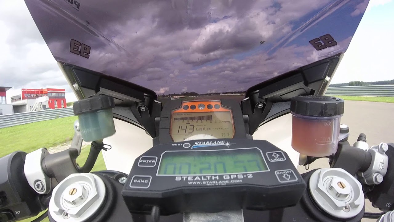 Circuit Mettet KTM RC8R (pilote VINC) temps 1,14 minutes