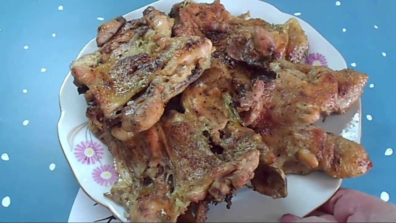 Цыплята табака из куриных спинок. Бюджетное блюдо. Как вкусно приготовить куриные спинки.