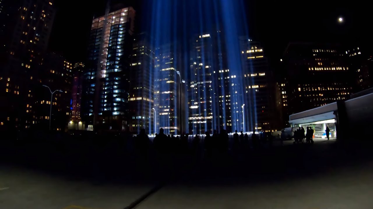 ⁴ᴷ⁶⁰ Walking NYC : September 11 Tribute in Light & Memorial Walk