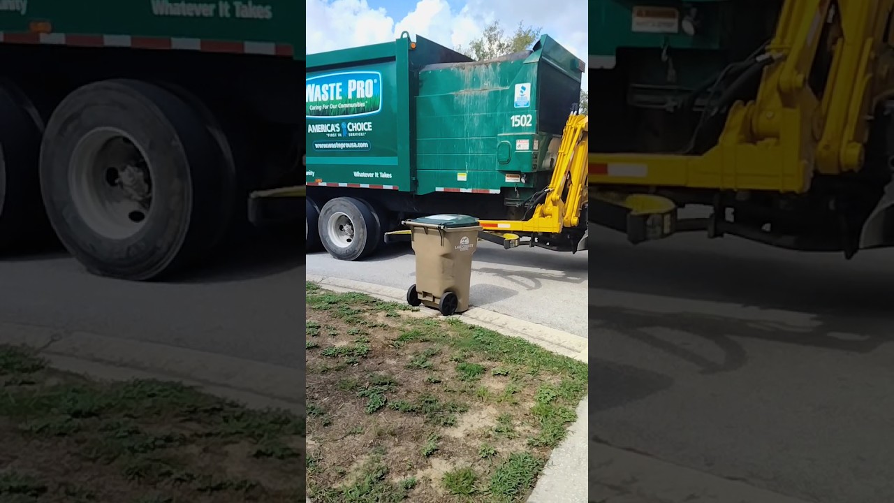Waste Pro | Mack LEU - Heil Durapack Python Side Loader