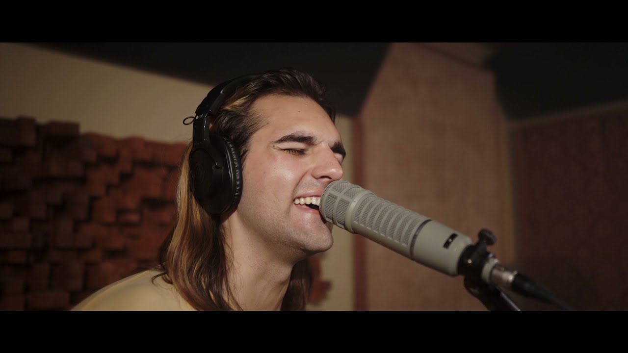 Bealby Point  - Talk To Me (Live)