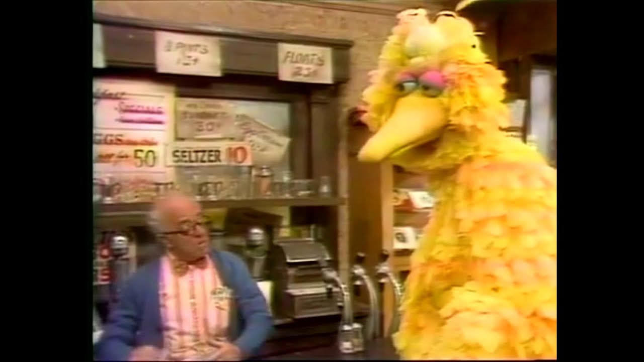 0830   Big Bird Imagines People Saying His Name Wrong