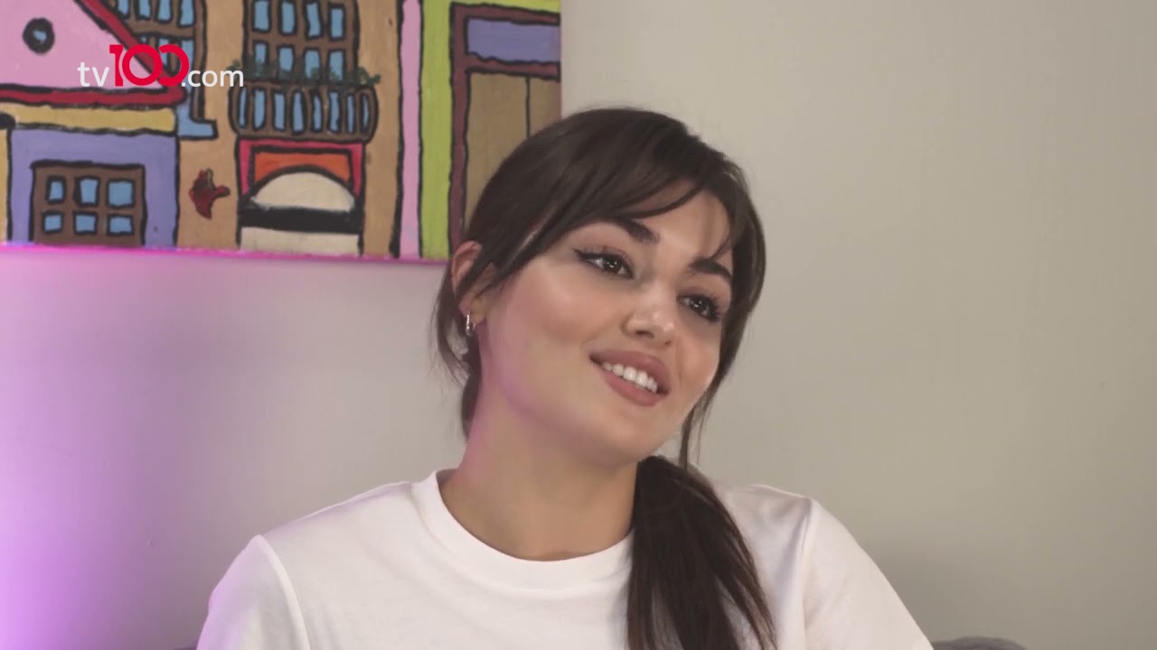 Annesini kanser y&uuml;z&uuml;nden kaybeden Hande Er&ccedil;el'den takdir toplayan davranış