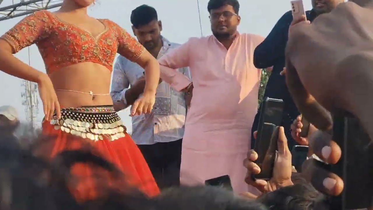 Maya magar  Devpokhar ka mela best arkesta video #