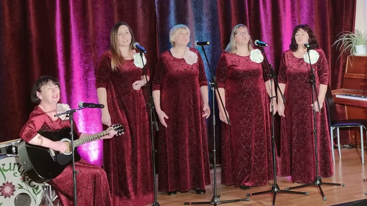 Nuogas ruduo - Nairių dainuojamosios poezijos ansamblis „Romantika“