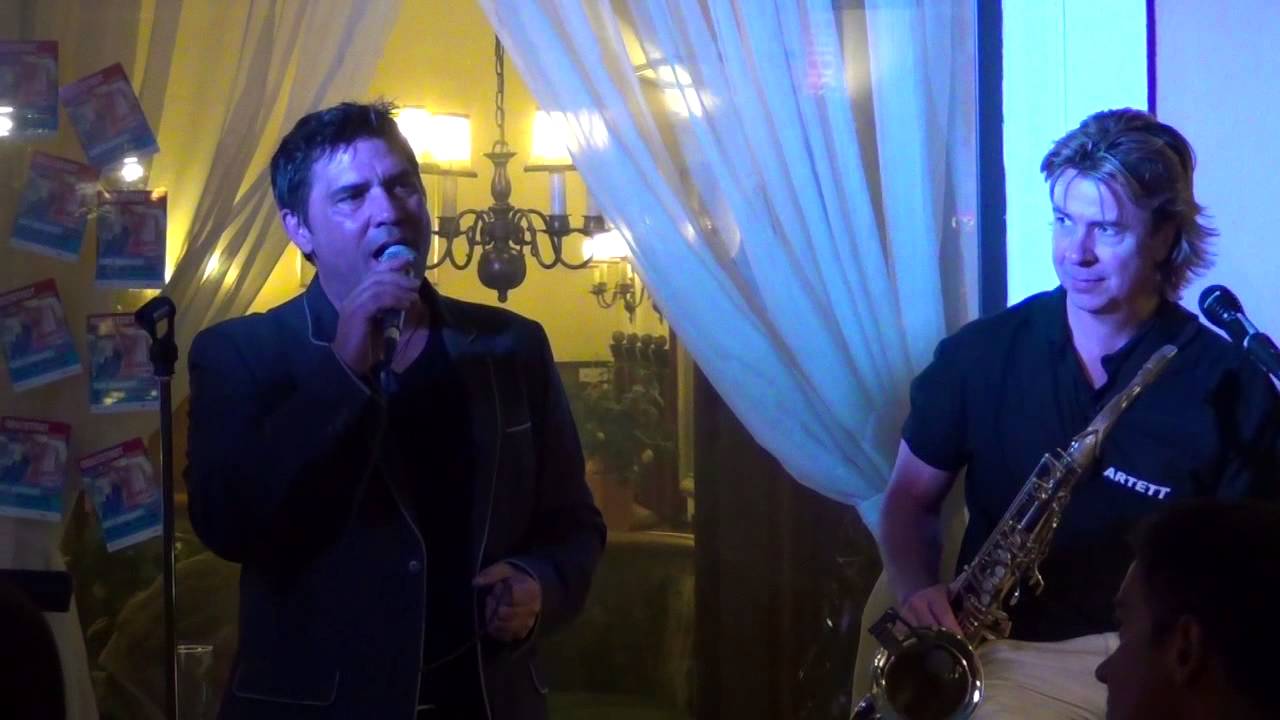 JUAN CARLOS LÓPEZ & ARTETT