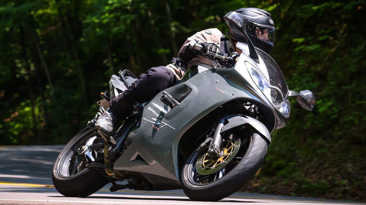 Triumph Sprint ST 1050 New Exhaust Mod