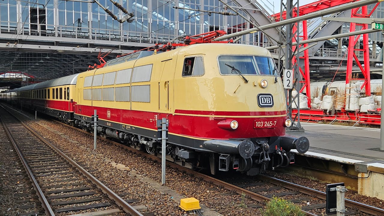 Berlin: Baureihe 103 + TEE in Berlin Ostbahnhof [2160p60 ᵁᴴᴰ]