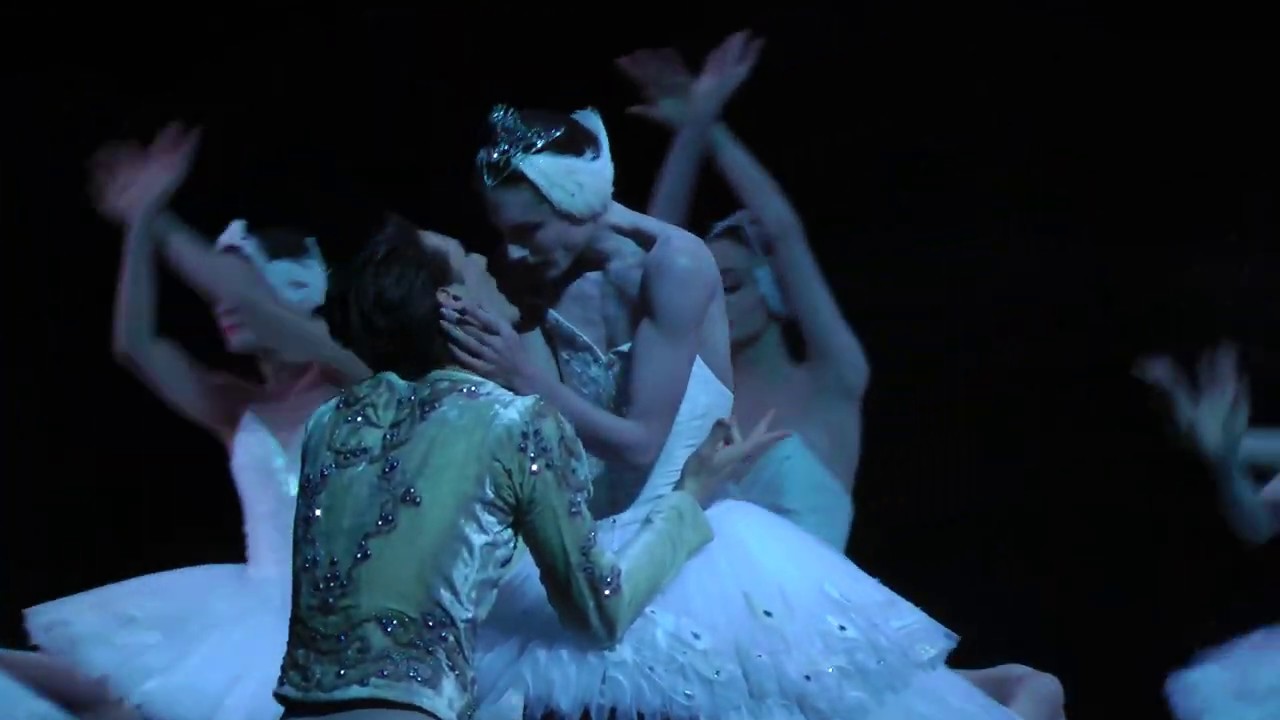 Dorothée Gilbert, Hugo Marchand - Act IV finale - Swan Lake/Le Lac des cygnes (Choreography Noureev)