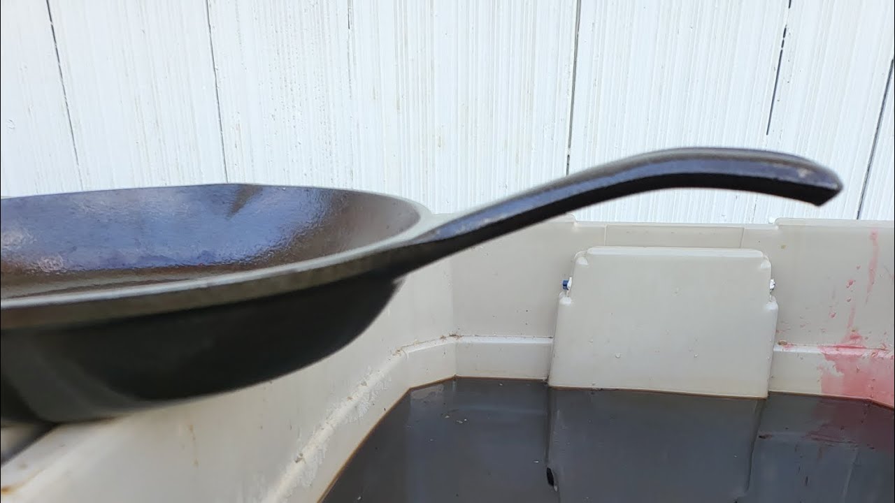 Cast iron restoration: Part 2 - The Lye Tank.